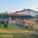 ISTRIA - MARČANA, ground floor house with a veranda and a well-maintained garden